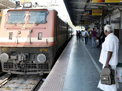 Rail workers' union opposes FDI, offers help in raising funds