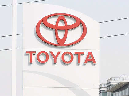Toyota halts Innova Crysta, Fortuner, Hilux sales over diesel issue,  Toyaota Cars News