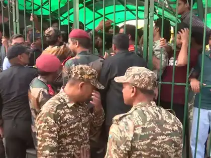 Delhi Police register FIR against MPs for trespassing at Jamia Millia Islamia amid student protests