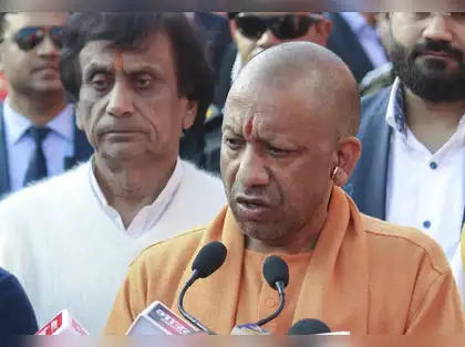 UP CM Yogi at Janata Darshan orders time-bound action on grievances, warns  against land grabs - The Economic Times
