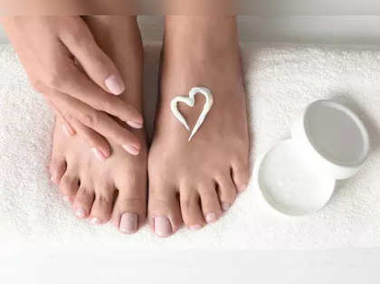 Best Foot Cream for Dry Cracked Heels & Feet - PEAK 10 SKIN®