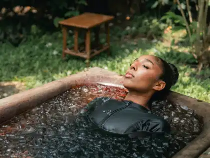 Using cold plunges to lose weight? It can backfire, says new study debunking the viral hype