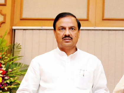 Number of trainers in domestic airlines less: Mahesh Sharma