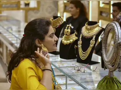 Gold hits record highs and yet it can't stop Indians from buying jewellery - The Economic Times