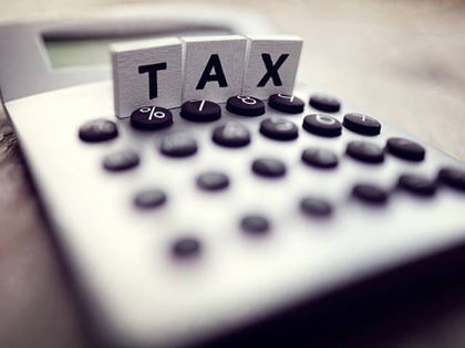 As deadline for filing returns nears, snag hits tax site