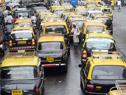 Lenders woo cabbies of tech-backed taxis like Ola, Uber