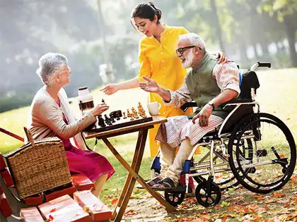 Dreaming About Old Female Friend​  : Remembering the Intangible Bond