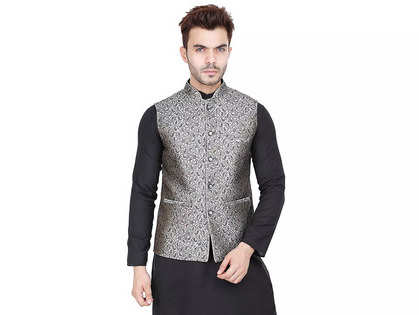 Buy VASTRAMAY Boys Black and Gold Silk Blend Nehru Jacket | Shoppers Stop