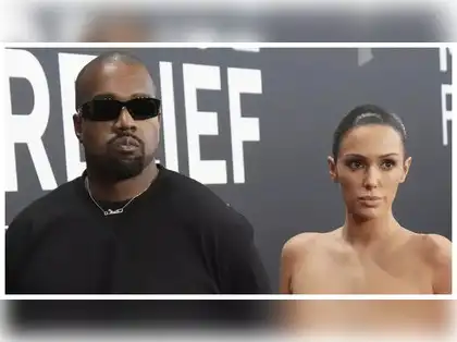 bianca censori smoking cigarettes bianca censori warning: Kanye West and Bianca Censori 'unusual and  troubling' social media posts raise concerns. Here's what they said
