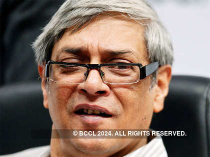5% GDP growth merely a result of volatility: Bibek Debroy