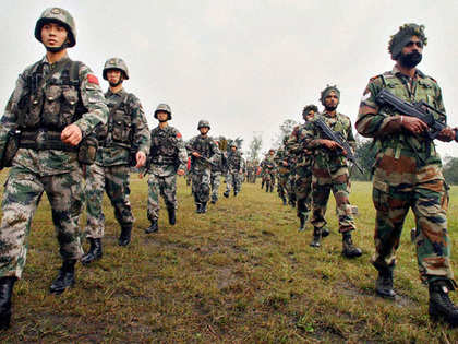 Indian, Chinese troops exchange sweets at Nathula on Independence Day