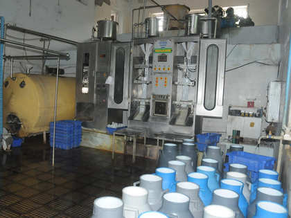 Heirs in mid-sized private dairy cos prefer 'urban-centric businesses'; firms being sold to foreign cos