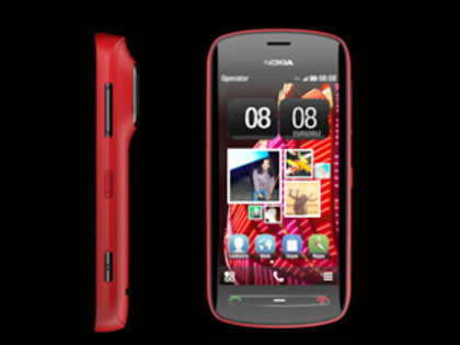 Nokia 808 Pureview launched at Rs 33,899