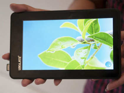 President Pranab Mukherjee launches low cost Aakash-2 tablet at Rs 1,130