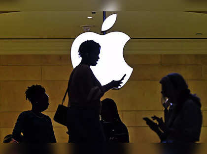 Apple laid off 600 employees after car, smart screen projects shut shop: report