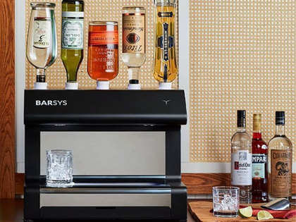At $1050, now a robot bartender will make 2,000 types of cocktails for your party