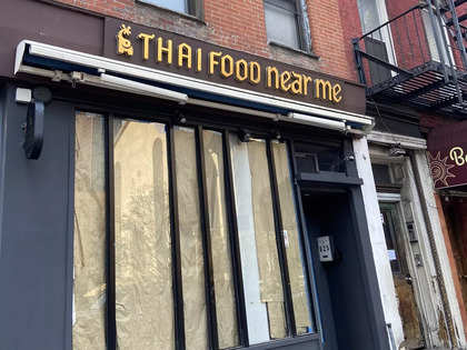New York restaurant: 'Thai Food Near Me' restaurant in New York goes viral  on Twitter - The Economic Times