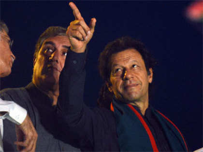 Imran Khan vows to storm PM house; Tahirul Qadri calls for encircling the Pakistan's Parliament