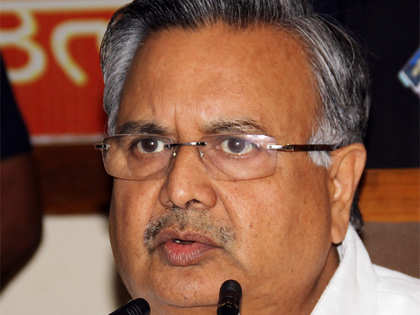 Fight against maoists: Chhattisgarh CM Raman Singh complains to Rajnath about 'no cooperation' from Telangana government