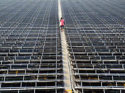 India adds 10 GW solar capacity in 2022: Mercom report