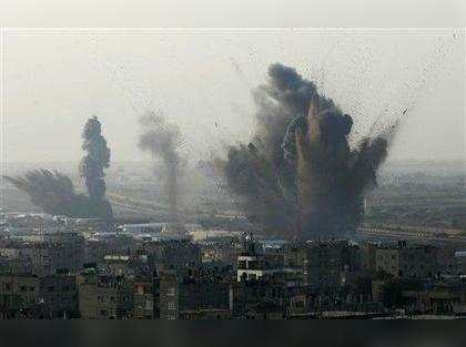 Israel escalates Gaza bombing, Palestinian civilian toll mounts