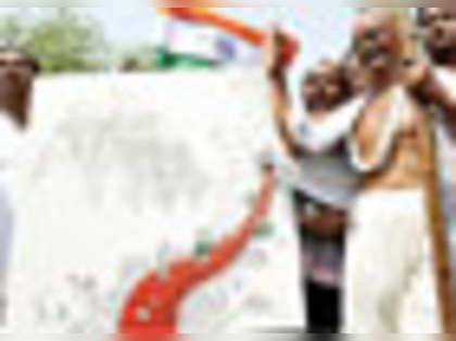 Anna Hazare fast unto death: Satyagraha has the power to shame the powerful