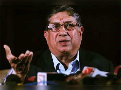 IPL spot fixing: BCCI President N Srinivasan arrives in Chennai