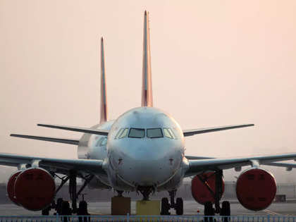 Parliamentary panel summons private airlines to discuss rising airfares