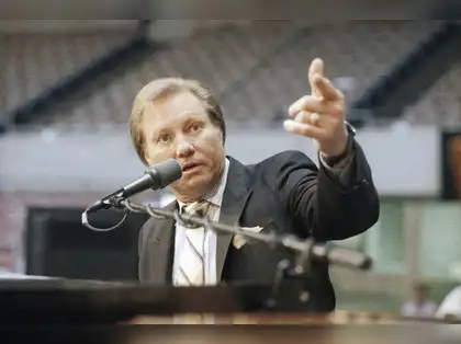 Jimmy Swaggart dies at 90 — The rise, fall, and legacy of a preacher who made headlines