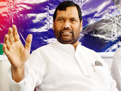 Ramvilas Paswan's rebellious son-in-law makes peace with him