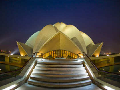 Lotus Temple youngest in heritage race