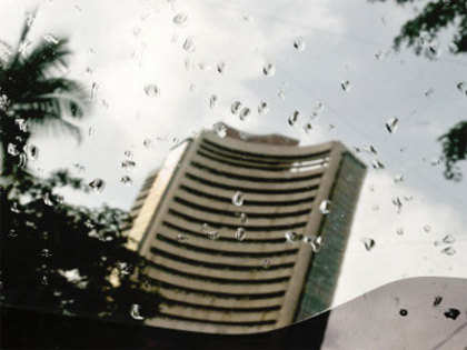 Sensex snaps 2-week losing streak, surges 203 points during week