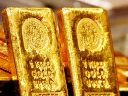 Gold regains sheen on renewed off-take by stockists
