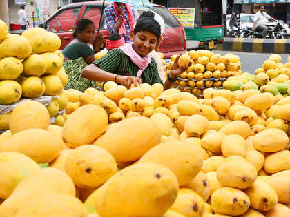 Mangoes', Oranges', Pomegranates' prices shoot as unseasonal rains hit production