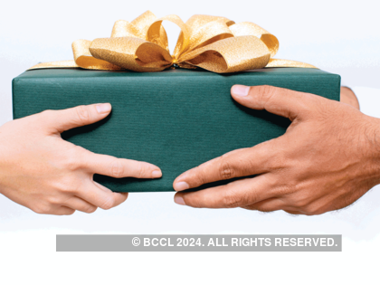 Monetary gift tax: Income tax on gift received from parents | Value Research