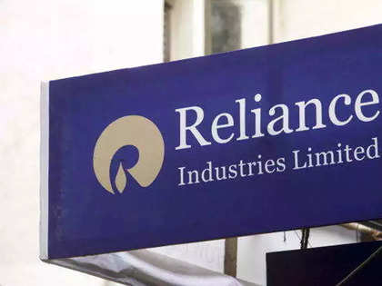 ril: Reliance Industries could turn into a holding company: CreditSights -  The Economic Times