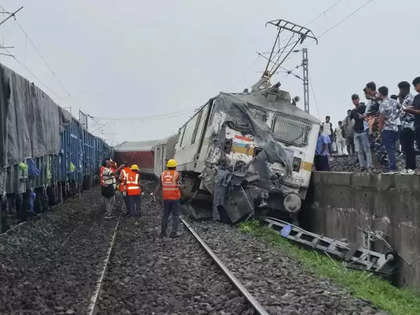 Image for Three coaches of Secundrabad Shalimar