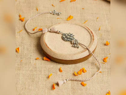 20 Best Rakhi Gift Ideas That Will Make Your Sister Happy - Saveora Blog -  Informative Online Shopping Product Contenten