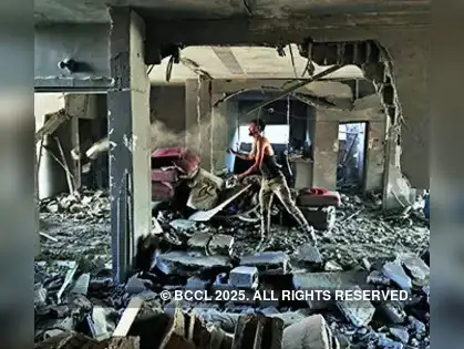Israeli military kills 15 in Gaza as Trump awaits Hamas reply to peace proposal