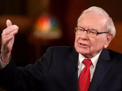 Rising Stock Enthusiasm Amid Overvaluation Warnings and Caution