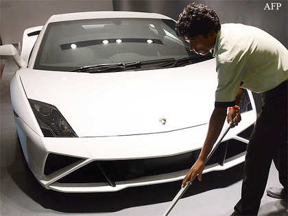 Rs 3 crore Lambo damaged, no complaint filed yet