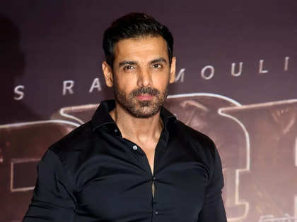 ATTACK Review: John Abraham Starrer Is Mixed Baggage Of Remarkable Action  Sequences With Unrealistic Sub-Plots - The Indian Wire