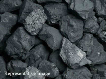 Coal India misses sales target by 3.4 million tonnes between April-July 2013