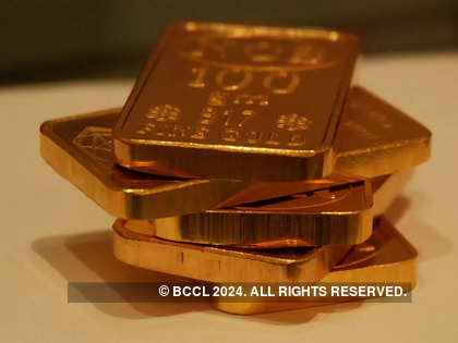 Gold imports surge 26.7% to $35.95 billion in Apr-Dec