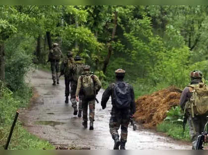 3 Army personnel injured in LoC landmine explosion