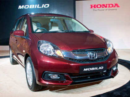 Mobilio outsells Ertiga, Innova in its debut month