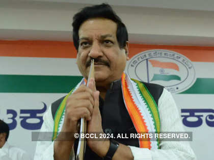 Congress manifesto for 2024 LS polls should promise to junk EVMs, restore paper ballots: Prithviraj Chavan