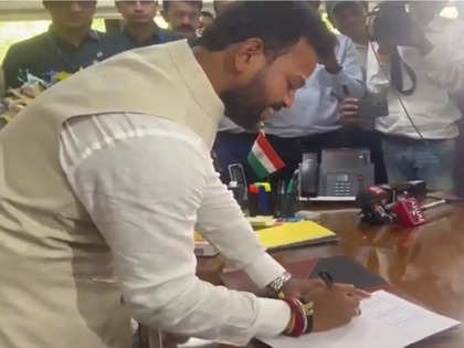 Ram Mohan Naidu writes 'Om Shri Ram' 21 times before taking charge as Civil aviation minister. Video goes viral