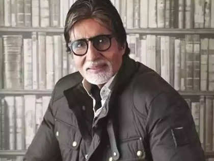 In a witty tweet, Amitabh Bachchan demands Twitter to return his 'neel kamal' aka blue tick