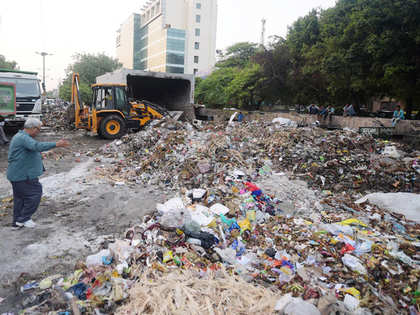 Creaky infrastructure, garbage ebb Bengaluru locality Jayanagar's pride